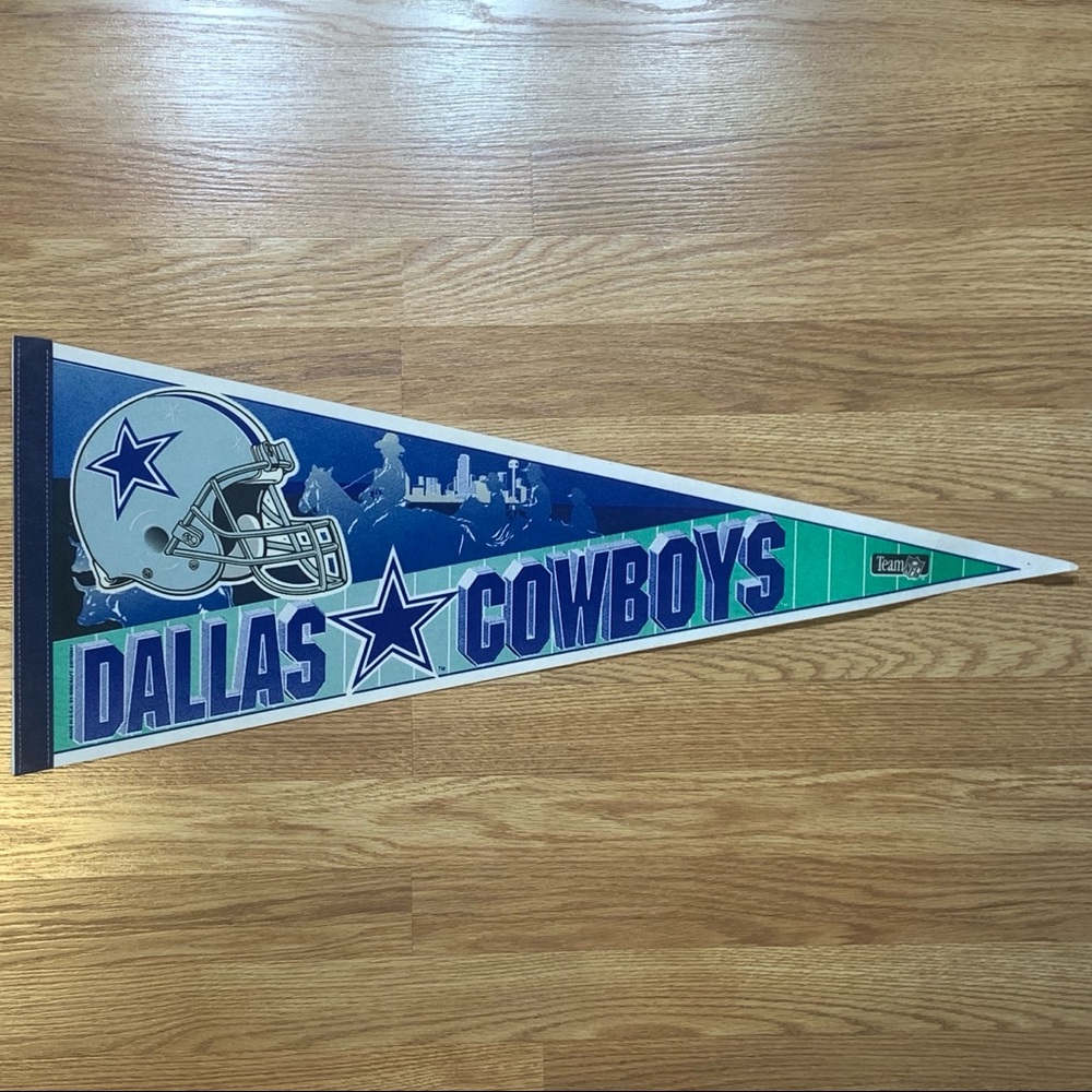 Vintage 90s DALLAS COWBOYS NFL Sports Flag Pennant